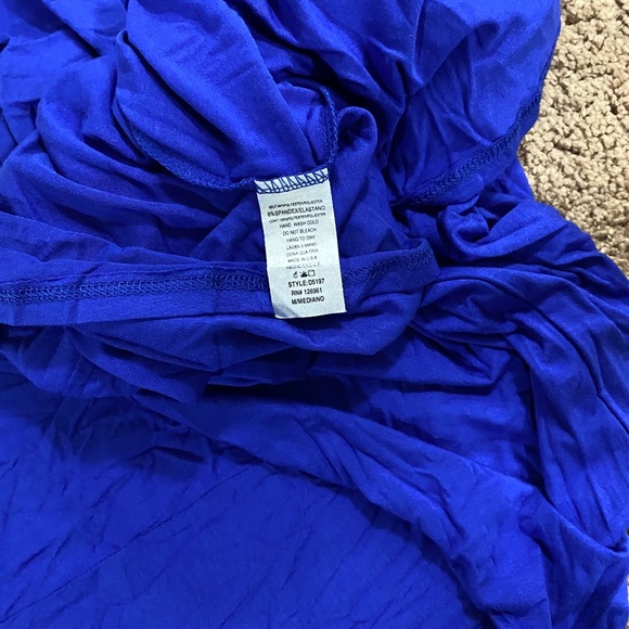 Cobalt blue maxi dress with open back - Picture 4 of 4